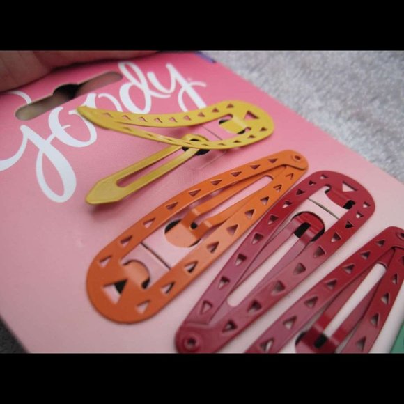 8 Goody Girls 2 1/4" Bright Matte Snap Hair Clips - Picture 4 of 5
